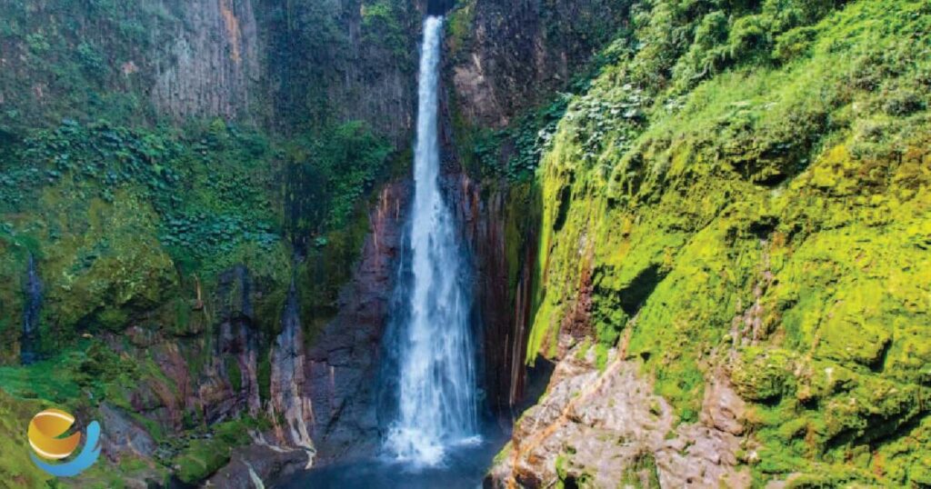 Best Waterfalls in Costa Rica